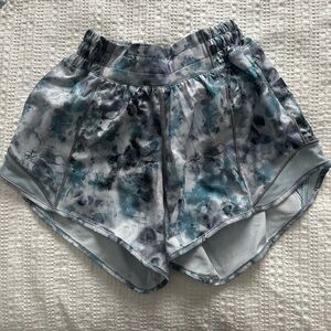 Lululemon multicolored blue shorts